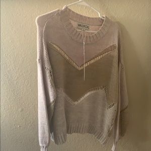 Wild fox super cute sweater